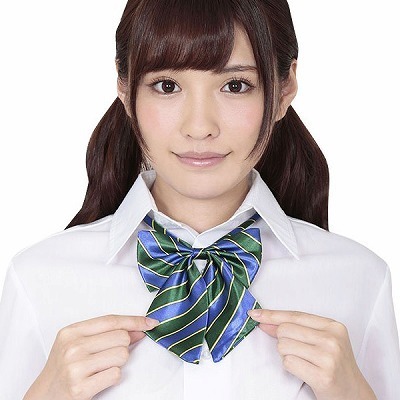 �������X�N�[�����{���@�u���[���O���[���X�g���C�v�i�R�X�`���[���j